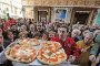 В Неапол пекат пица с дъски от крадени ковчези