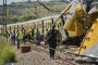 Сблъсък на 2 влака рани стотици в ЮАР