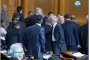  Депутатите пак на косъм от бой, от ГЕРБ искат наказание за Сидеров