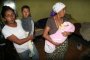 Ромка роди на 50, за да вземе майчински