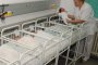 Болниците одрусват родители с по 2 бона за раждане