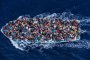 Преобърна се кораб със 700 бежанци, едва 50 спасени