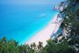 Трусът край Лефкада заличи един от най-красивите плажове на света