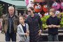    Джоли заведе децата на увеселителен парк в Англия
