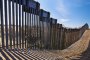 Върховният съд на САЩ разреши на Доналд Тръмп да построи стена с Мексико 