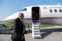 Самолетът на Борисов едва кацна в София