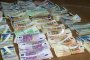 Митничари задържаха контрабандна валута за близо 90 000 лева