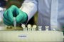  Пекин тества ваксина, ефективна срещу всички щамове на коронавируса 