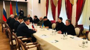 Делегации на Украйна и Русия пристигат за участие в мирния процес в Беларус