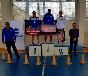 На държавния шампионат сребърния и бронзовия медал при мъжете спечелиха Радослав Стойчев от Черно море и Емил Грозданов от Шампион 2
