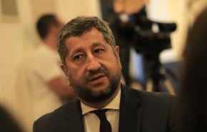 Съпредседателят на “Демократична България” Христо Иванов заяви, че няма тайни договорки за вдигане на ветото пред Северна Македония за започване на преговори за членство в Европейския съюз