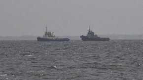 Ситуационният център към МВнР се е чул отново с моряците от кораба Царевна, който е блокиран на пристанището в Мариупол