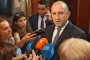 Българският парламент не е тържище: Радев
