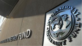 
През октомври миналата година, преди вълната от Омикрон и началото на войната в Украйна, МВФ предвиждаше ръст от 5,2% за 2022 г., припомня Ройтерс.
