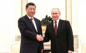 Руският президент Владимир Путин и китайският президент Си Дзинпин присъстват на среща в Кремъл в Москва, Русия, на 20 март. (Пресслужба на руския президент/Ройтерс)