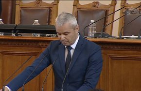 
Той подчерта, че българите се пробуждат и Народното събрание тепърва ще придобива все по-изявен български облик.