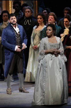 
Оперната прима Соня Йончева дебютира като Мадалена в операта Андре Шение от Умберто Джордано в Миланската Скала