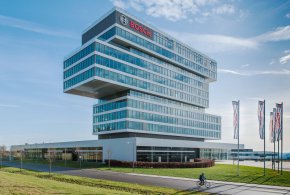 Тази седмица немският инженерен гигант Bosch се сблъска с обществено възмущение заради неравномерното разпределение на бонусите за облекчаване на инфлацията, които изплати на работниците, съобщи Bild