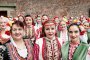   Графа пее с Мистерията на българските гласове