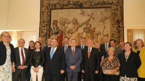 Министър Тагарев се срещна с посланиците