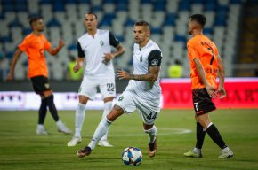 Българският първенец Лудогорец отстъпи с 0:2 на Балкани от Косово в първи мач от първия квалификационен кръг на Шампионската лига по футбол