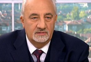 Муравей Радев, министър на финансите 1997 г. – 2001 г. и народен представител в 37 НС, 38 НС и 39 НС на Република България