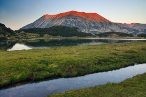 От Коалиция “За да остане природа в България” припомнят, че мярката Пасторализъм бе предложена именно от експерти от НПО и БАН преди повече от 25 години с цел да се опазят откритите площи в Национален парк “Централен Балкан”
