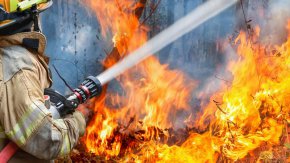 В три други райони на страната пожарите са овладени