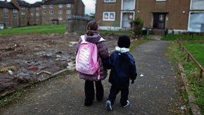 Повече от един милион деца в Обединеното кралство живеят в бедност