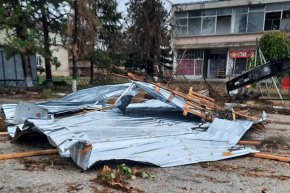 Ураганния вятър и проливните дъждове в областите Смолян, Силистра, Разград, Търговище, Шумен и Варна. 