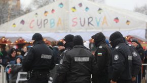 Полицията в Перник с редица мерки броени часове преди Сурва 