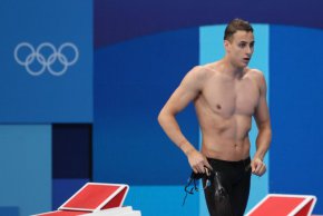 Българският плувец Йосиф Миладинов се класира на полуфинал на 100 метра бътерфлай на световното първенство в Доха, Катар.