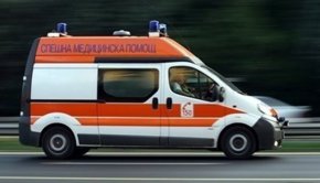 Парамедикът Борислав Караниколов сам изроди бебе в линейка в центъра на Бургас.
