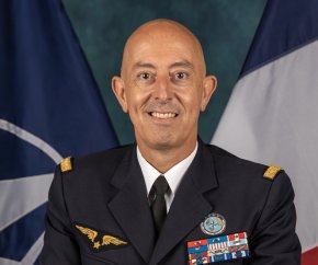 Върховният командващ на Съюзното командване на НАТО по трансформацията генерал Филип Лавин