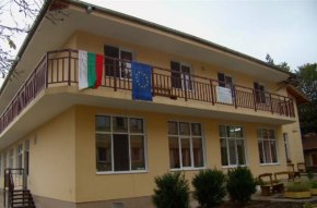  Дом за хора с умствена изостаналост в село Драганово
