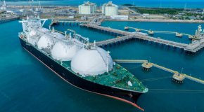 Представители на САЩ водят разговори за размразяване на одобренията за нов износ на втечнен природен газ (LNG)