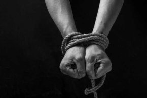 Българи, румънци, сърби и украинци са основните участници в най-опасните престъпни мрежи за трафик на хора в ЕС с цел трудова и сексуална експлоатация, сочат данните в доклад на Европол, представен днес.