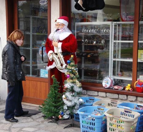 Коледна украса из България