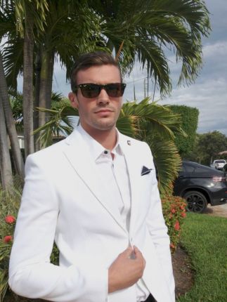 Мистър България 2009 го удари на живот в Маями