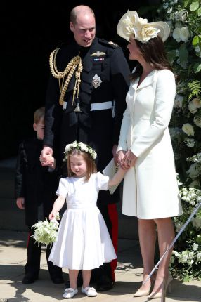 Кейт на кралската сватба с носено вече три пъти палто