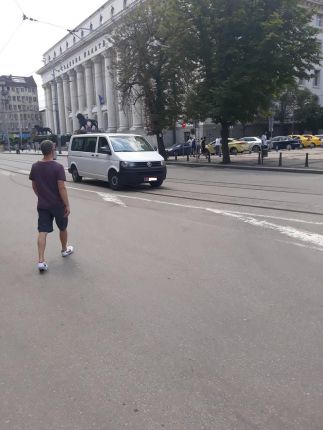  Тотално беззаконие в центъра на София
