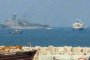 Кораб на военноморските сили а САЩ, обстреля лодка със сомалийски пирати.