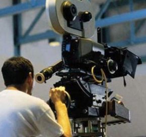 Общо 6 са дебютиращите режисьори в пълнометражното кино в 28-ото издание на фестивала на българския игрален филм “Златна роза”, предаде кореспондентът на БГНЕС във Варна.