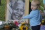 Светът скърби за Нелсън Мандела