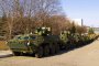 Украйна струпва бойна техника на границата с Крим