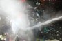 Турските власти превзеха в. Заман с водни оръдия срещу протестиращите