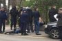 Вече и полицаите се стрелят по улиците в София
