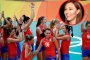 Волейболистките на Сърбия празнуват с Цеца