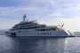 Първи снимки на яхтата на Абрамович – най-скъпата в света