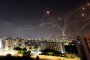 Израел бомбардира 130 цели в Газа като отмъщение за 200 ракети на Хамас 